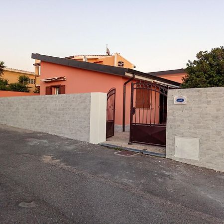 Casa Vacanze Santa Caterina Di Pittinuri  Exteriér fotografie