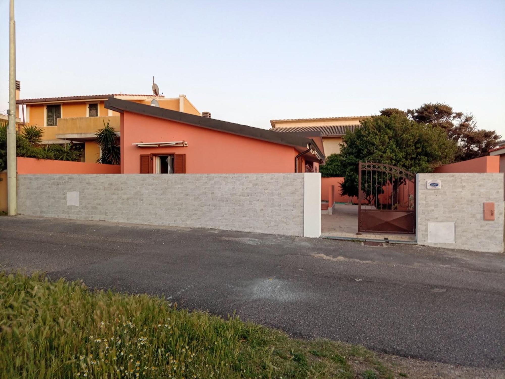 Casa Vacanze Santa Caterina Di Pittinuri  Exteriér fotografie